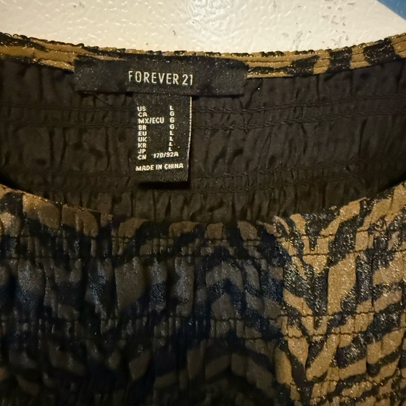 Forever 21 Brown and Black Sheath Dress with Bishop Sleeves - Picture 2 of 3